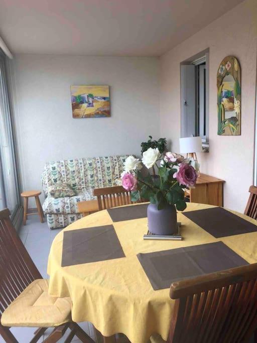 Coquet T2, Quartier Des Quilles, Climatise, 300M Des Plages Sète Extérieur photo
